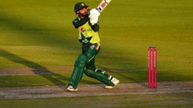 Photo of Hafeez steers Pakistan to thrilling win over England