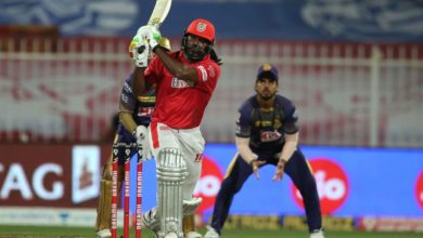 Photo of Gayle half-century puts Kings XI into playoff contention