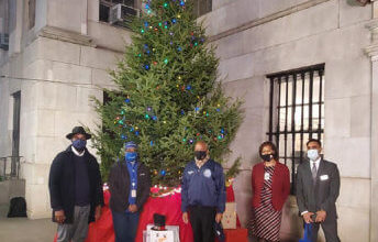 Photo of Adams rings in holidays with annual Christmas tree lighting 