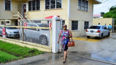 Photo of SOCU questions Volda Lawrence on Peters Hall land deals – -transfer to her account by Bond triggers queries, sources say