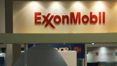 Photo of Pandemic pushes Exxon to historic annual loss, US$20 bln cut in shale value