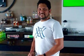 Photo of Former West Indies cricketer captain Ramnaresh ‘Ronnie’ Sarwan opens restaurant in Guyana