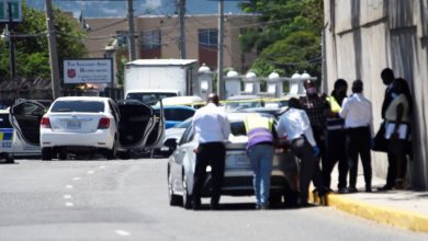Photo of Jamaica: More than 70 shots fired during shootout on Trafalgar Road