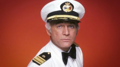 Photo of Gavin MacLeod, star of ‘Love Boat’ and ‘Mary Tyler Moore’, dies at 90