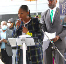 Photo of Assemblywoman Diana C. Richardson applauds late Dr. Roy A. Hastick for his vision