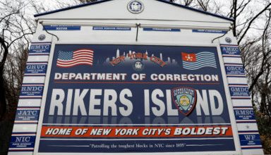 Photo of Williams urges mayor, governor to visit Rikers immediately
