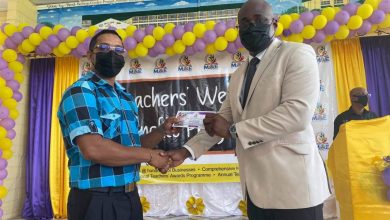 Photo of Essequibo businesses pledge support for teachers welfare programme