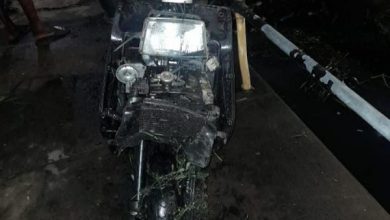 Photo of Motorcyclist dies in High St crash