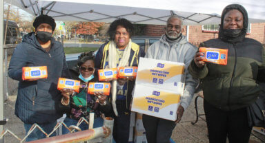 Photo of Guyanese foundation donates 10,000 packs of disinfecting wet wipes in Brooklyn