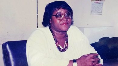 Photo of Former Chronicle Editor Claudette Earle passes away