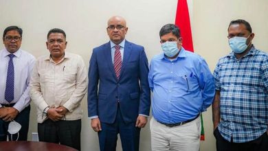Photo of Jagdeo announces 7% wage hike for sugar workers