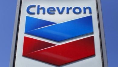 Photo of U.S. weighs Chevron request to take Venezuela oil for debt payments -sources