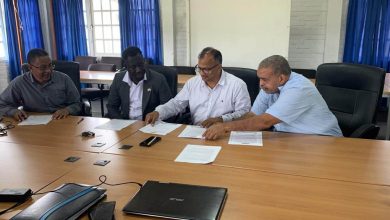 Photo of Guyana, Suriname business groups ink agreement on joint ventures, business development