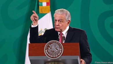 Photo of Mexican president wins 90% backing in leadership vote he sought