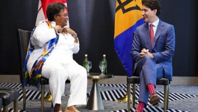 Photo of Mottley, Trudeau meet at Summit of the Americas