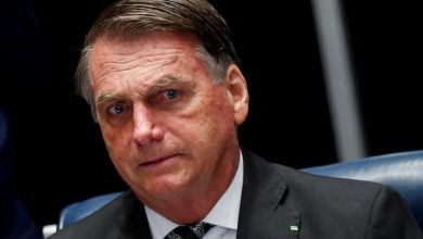 Photo of Bolsonaro attacks Brazil’s election system in briefing for diplomats