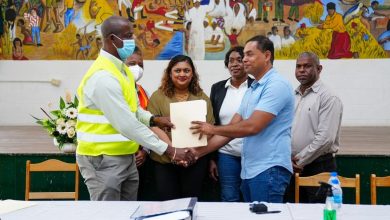 Photo of Contract signed for North Ruimveldt Secondary School