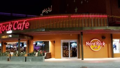 Photo of Hard Rock Café says forcibly evicted from MovieTowne patio