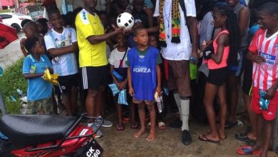 Photo of GFF donates football equipment to Albouystown youths