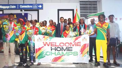 Photo of CARIFTA Games outfit return to stirring welcome