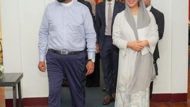 Photo of UAE minister on visit