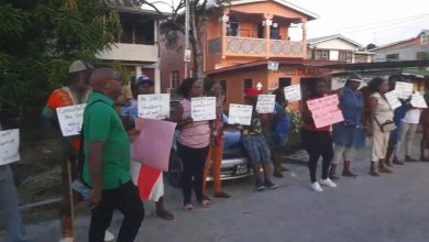 Photo of Jagdeo criticises short notice by ministry to Plaisance embankment vendors to move – -further discussions to be held