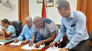 Photo of Contracts inked for new $2b Kwebanna secondary school