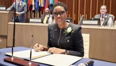 Photo of Antiguan is new PAHO assistant director