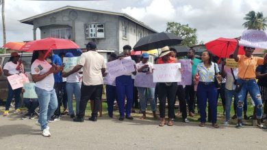Photo of Berbice teachers join GTU strike