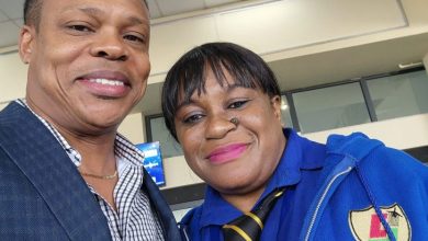 Photo of Trinidad Foreign Minister lauds kindness of Guyanese airport staffer