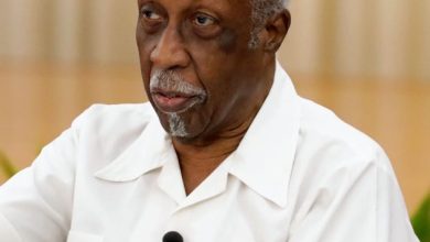 Photo of Trinidad’s former public service head Reginald Dumas passes away