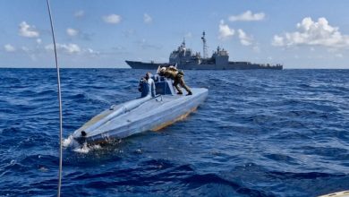 Photo of US Navy cruiser intercepts semi-submersible with huge amount of cocaine off Guyana