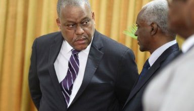 Photo of Haiti’s interim government battles to settle in