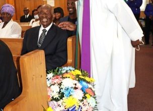 Photo of Pastor Roger Jackson proclaims ‘Father Knows Best’