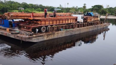 Photo of Kwakwani barge returns to service