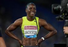 Photo of Shericka Jackson returns to winning ways