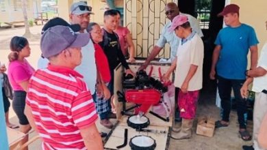 Photo of Lower Pomeroon farmers receive plants and equipment