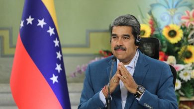 Photo of Venezuela’s Maduro rejects Panama’s offer of safe passage