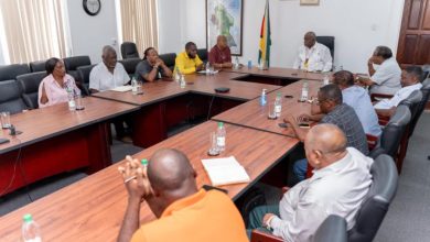 Photo of PM meets Linden stakeholders on flooding, drainage