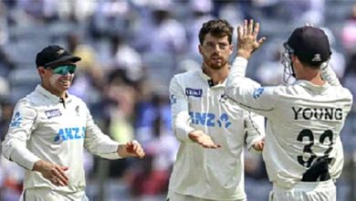 Photo of Santner sparkles with seven wickets as NZ skittle India for 156