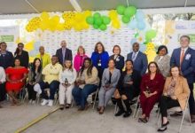 Photo of NYC Health + Hospitals recognizes nursing professionals for DAISY, BEE Awards