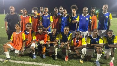 Photo of Pele crowned champion as Riddim & Black Pearl play to draw