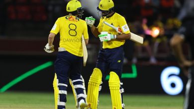 Photo of Hampshire Hawks claw past Rangpur Riders in Super Over