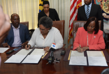 Photo of Barbados signs US$500 million MOU with USExim Bank