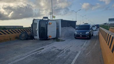 Photo of Sand truck topples on Mandela to Eccles Interlink