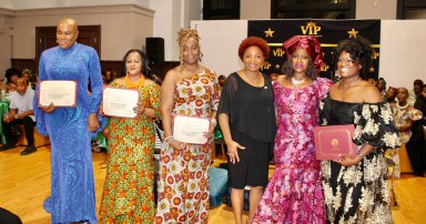 Photo of Legislators honor community advocates at Noni Styles runway event