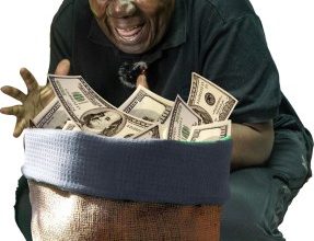 Photo of Oliver Samuels adds more dates for his play ‘Luck Money’