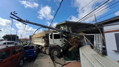 Photo of One person dead after truck crashes into Sheriff St house