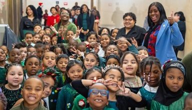 Photo of Bronx Borough Prez Vanessa Gibson debuts ‘Tis the Season’ Concert