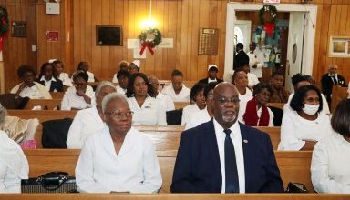 Photo of Pastor Roger Jackson urges FSUMC Ushers to ‘keep on keeping on’